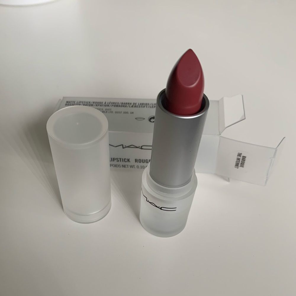 MAC Cosmetics matte lipstick Baroque The Internet